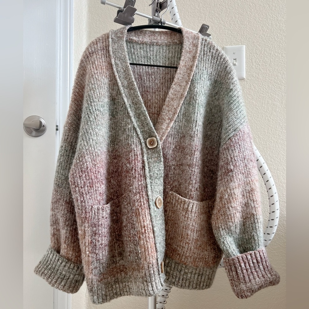 Gradient knit cardigan with pockets